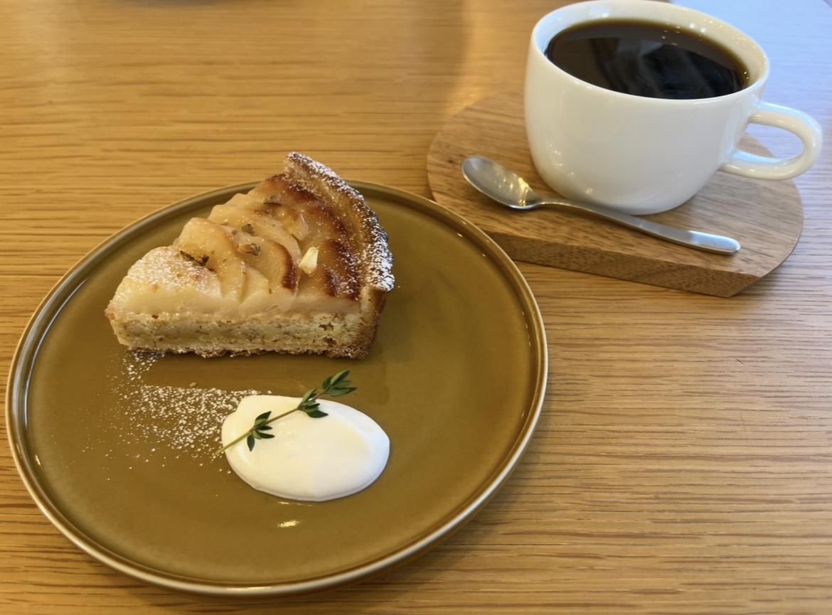 CAFE &HOTEL カジツ